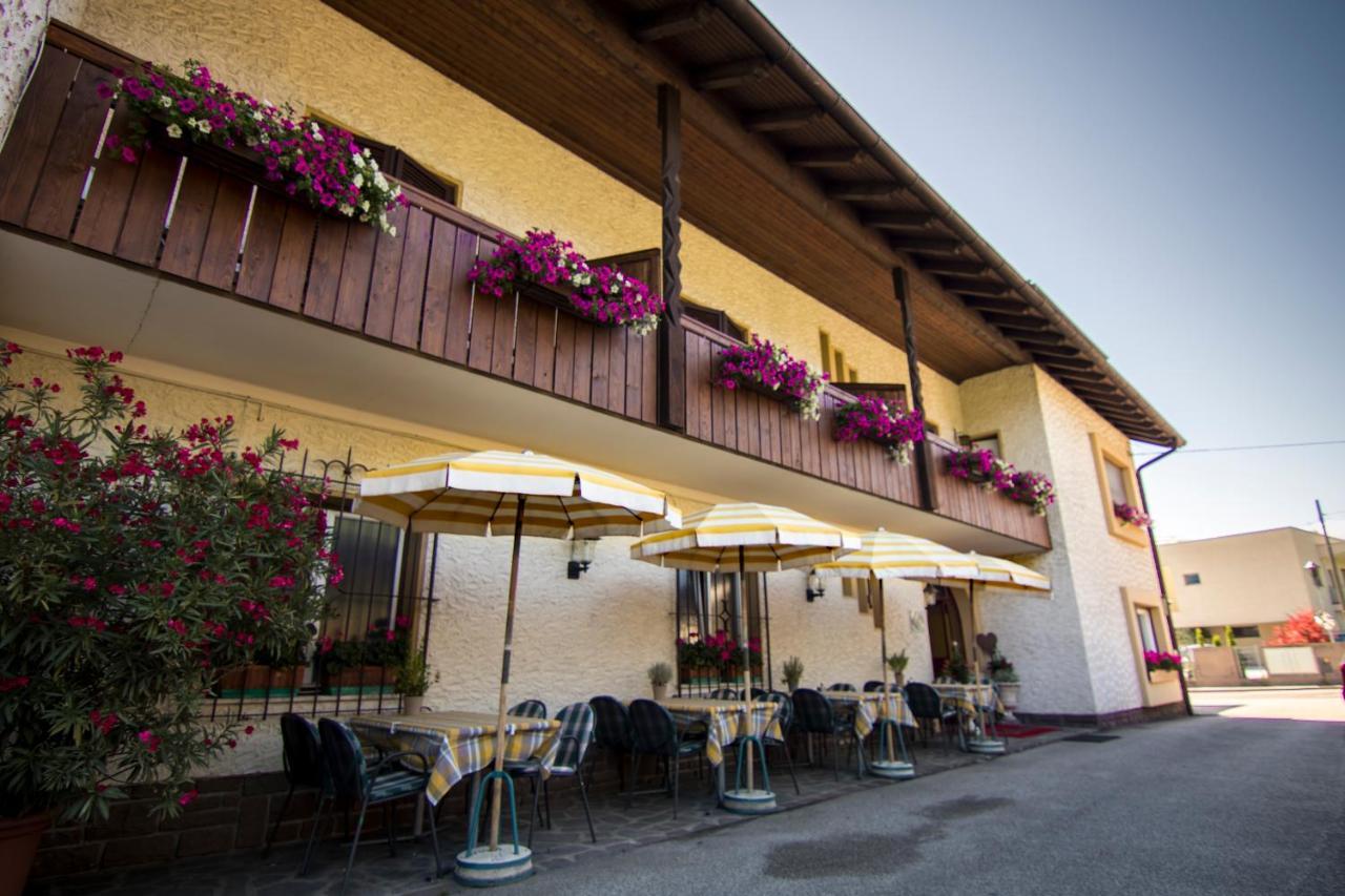 Hotel Gasthof Wastl Appiano Sulla Strada Del Vino Luaran gambar