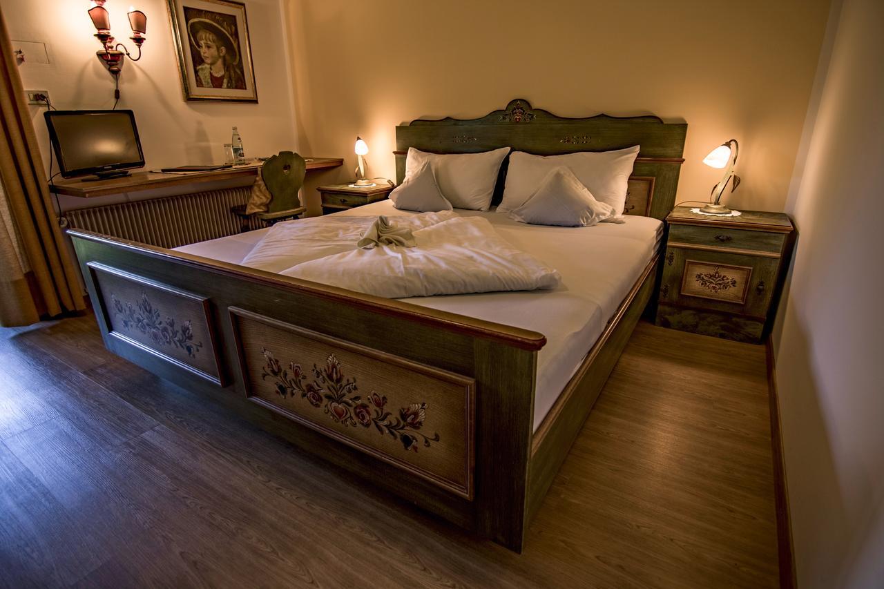 Hotel Gasthof Wastl Appiano Sulla Strada Del Vino Luaran gambar